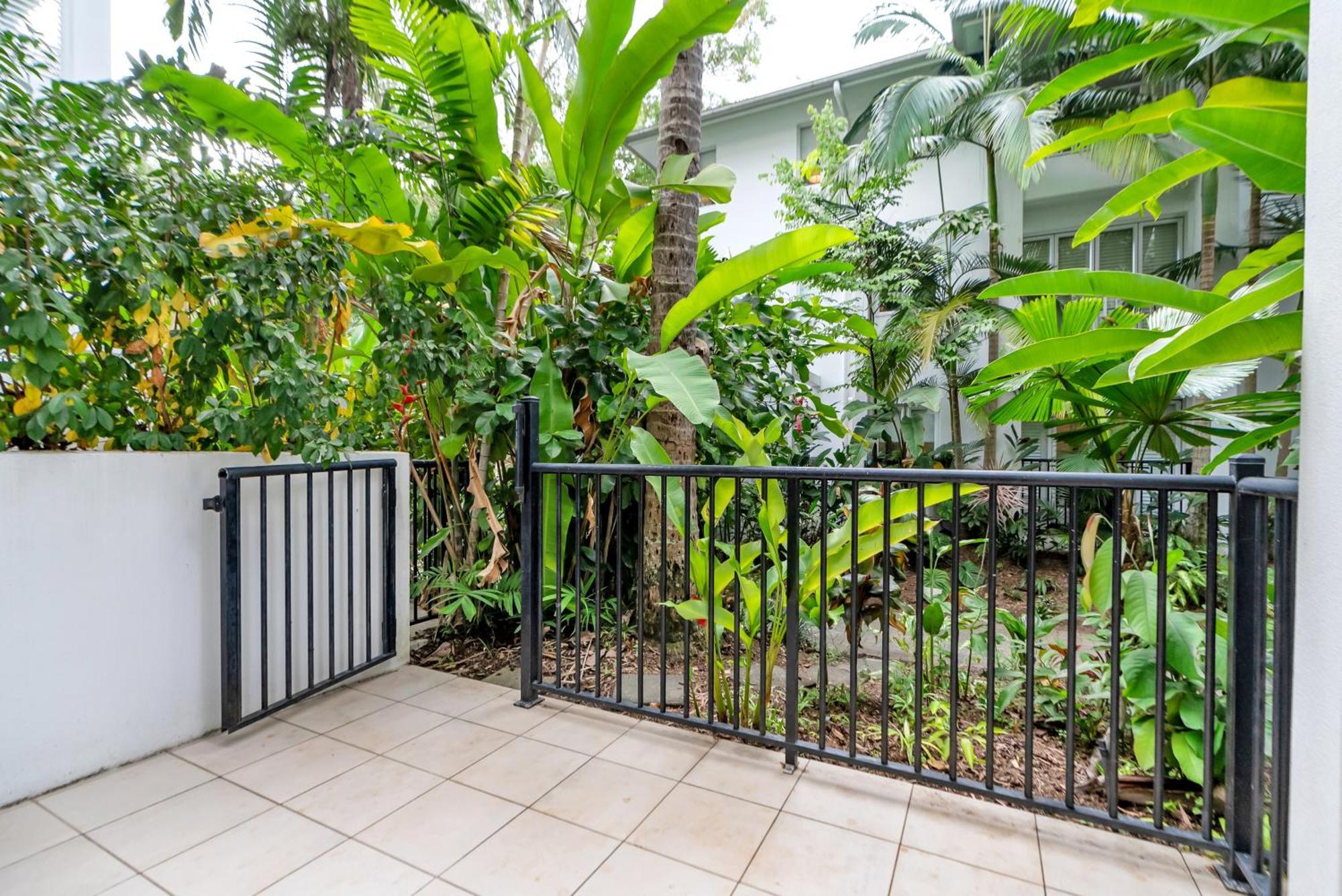 Elysium Private Apartments At Beach Club & Spa Palm Cove Bagian luar foto
