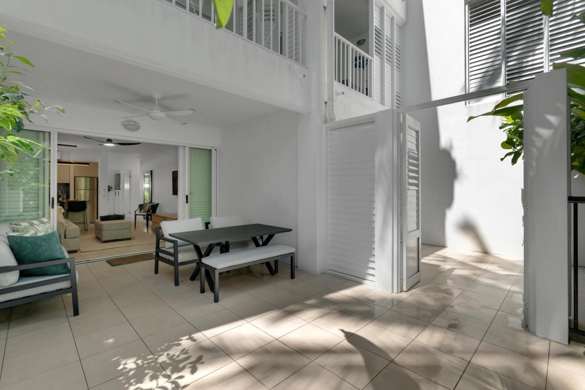 Elysium Private Apartments At Beach Club & Spa Palm Cove Bagian luar foto