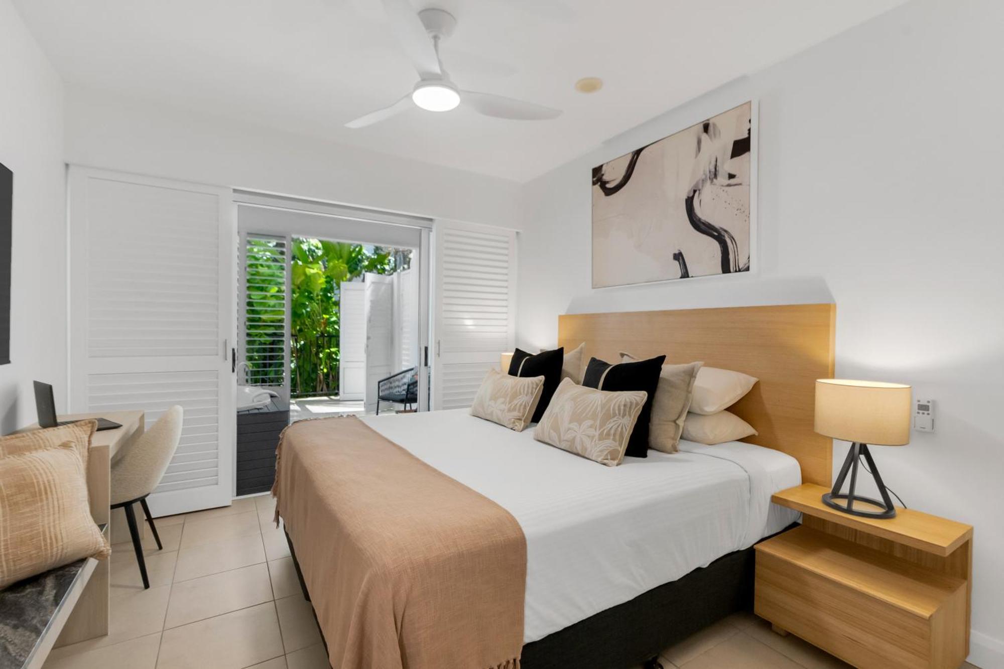 Elysium Private Apartments At Beach Club & Spa Palm Cove Bagian luar foto